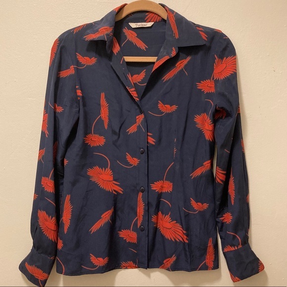 Tucker Silk Button Down Navy and Red Floral Blouse Size Small - Picture 1 of 4